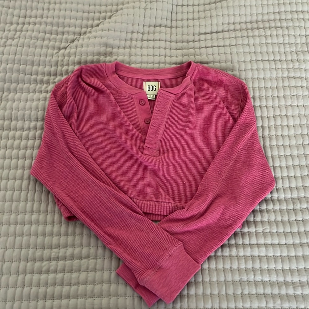 BDG Pink long sleeve button up cropped top